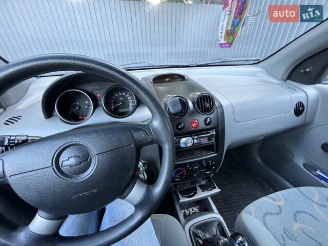 Синий Шевроле Авео, объемом двигателя 1.19 л и пробегом 122 тыс. км за 2900 $, фото 6 на Automoto.ua