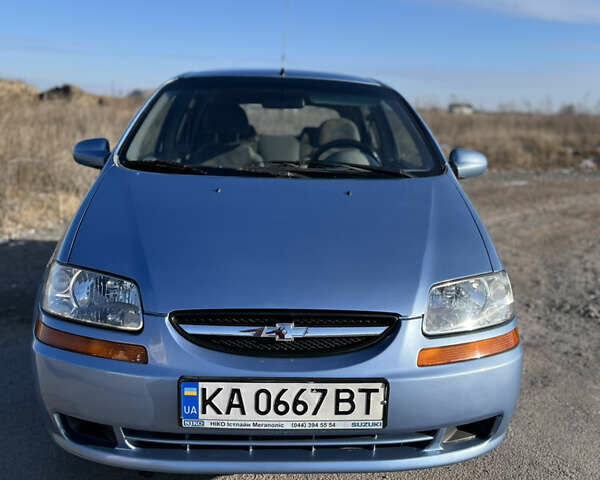 Синій Шевроле Авео, об'ємом двигуна 1.5 л та пробігом 228 тис. км за 2700 $, фото 1 на Automoto.ua