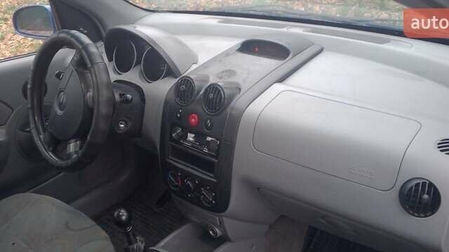 Синий Шевроле Авео, объемом двигателя 1.5 л и пробегом 301 тыс. км за 2600 $, фото 11 на Automoto.ua
