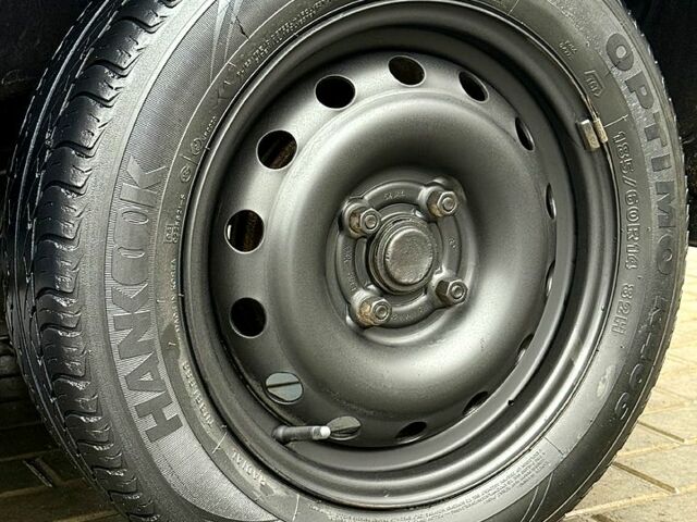 Шевроле Авео 2005 в Сумах на Automoto.ua Синий Шевроле Авео, объемом двигателя 1.5 л и пробегом 145 тыс. км за 2350 $, фото 7 на Automoto.ua