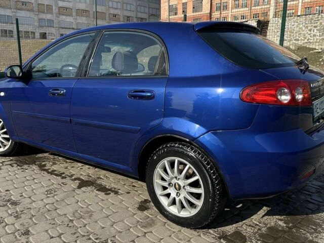 Синий Шевроле Авео, объемом двигателя 1.8 л и пробегом 180 тыс. км за 4100 $, фото 2 на Automoto.ua