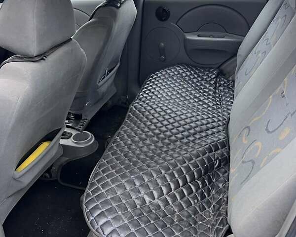 Синий Шевроле Авео, объемом двигателя 1.5 л и пробегом 196 тыс. км за 2500 $, фото 6 на Automoto.ua