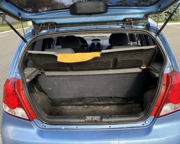 Синий Шевроле Авео, объемом двигателя 1.5 л и пробегом 220 тыс. км за 2300 $, фото 12 на Automoto.ua