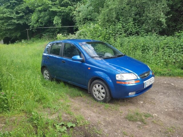 Синій Шевроле Авео, об'ємом двигуна 1.5 л та пробігом 278 тис. км за 2400 $, фото 1 на Automoto.ua