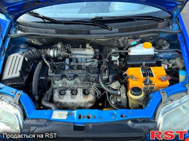 Синій Шевроле Авео, об'ємом двигуна 1.5 л та пробігом 270 тис. км за 2400 $, фото 2 на Automoto.ua