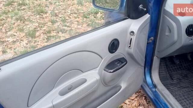 Синий Шевроле Авео, объемом двигателя 1.5 л и пробегом 301 тыс. км за 2600 $, фото 4 на Automoto.ua