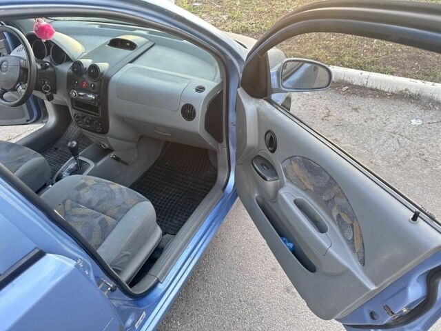 Синий Шевроле Авео, объемом двигателя 0 л и пробегом 190 тыс. км за 2500 $, фото 5 на Automoto.ua