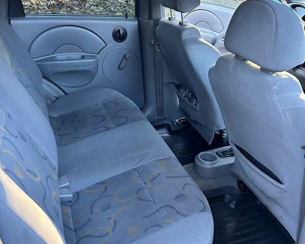 Синий Шевроле Авео, объемом двигателя 1.5 л и пробегом 250 тыс. км за 3500 $, фото 7 на Automoto.ua