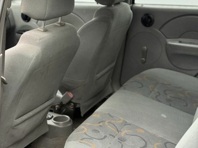 Шевроле Авео 2005 в Сумах на Automoto.ua Синий Шевроле Авео, объемом двигателя 1.5 л и пробегом 145 тыс. км за 2350 $, фото 12 на Automoto.ua