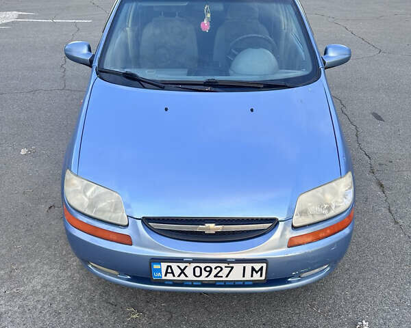 Синий Шевроле Авео, объемом двигателя 1.5 л и пробегом 205 тыс. км за 3100 $, фото 1 на Automoto.ua