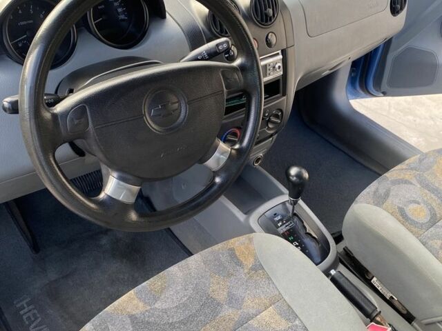 Синий Шевроле Авео, объемом двигателя 1.5 л и пробегом 135 тыс. км за 4500 $, фото 4 на Automoto.ua