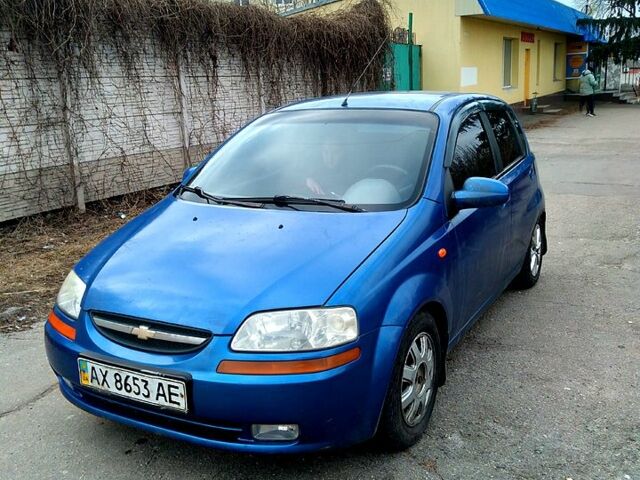 Синій Шевроле Авео, об'ємом двигуна 1.5 л та пробігом 260 тис. км за 1400 $, фото 2 на Automoto.ua