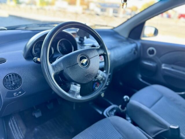Синій Шевроле Авео, об'ємом двигуна 1.5 л та пробігом 175 тис. км за 1900 $, фото 12 на Automoto.ua