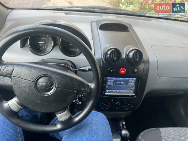 Синій Шевроле Авео, об'ємом двигуна 1.5 л та пробігом 282 тис. км за 2950 $, фото 21 на Automoto.ua