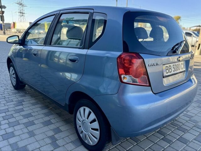 Синій Шевроле Авео, об'ємом двигуна 1.5 л та пробігом 175 тис. км за 1900 $, фото 4 на Automoto.ua
