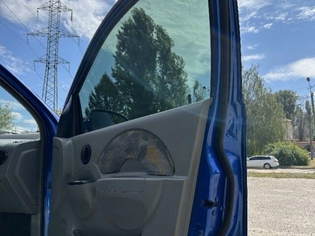 Синий Шевроле Авео, объемом двигателя 1.5 л и пробегом 150 тыс. км за 3000 $, фото 9 на Automoto.ua