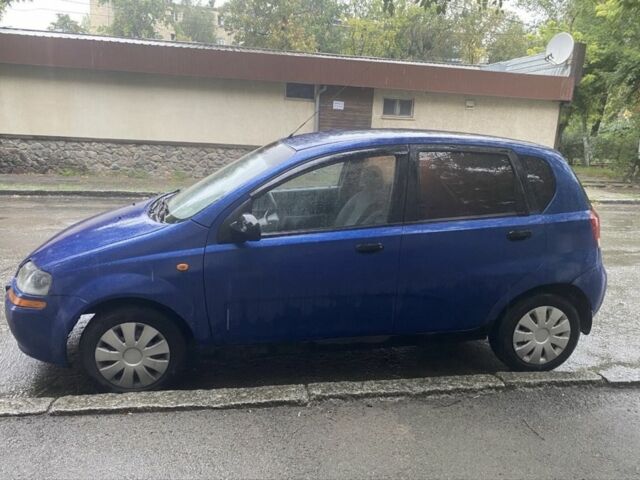 Синий Шевроле Авео, объемом двигателя 1.5 л и пробегом 500 тыс. км за 2400 $, фото 1 на Automoto.ua