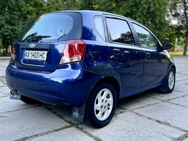 Синий Шевроле Авео, объемом двигателя 1.5 л и пробегом 232 тыс. км за 1950 $, фото 1 на Automoto.ua