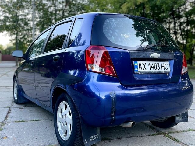 Синий Шевроле Авео, объемом двигателя 1.5 л и пробегом 232 тыс. км за 1950 $, фото 3 на Automoto.ua