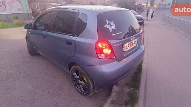 Синий Шевроле Авео, объемом двигателя 1.5 л и пробегом 356 тыс. км за 3000 $, фото 4 на Automoto.ua