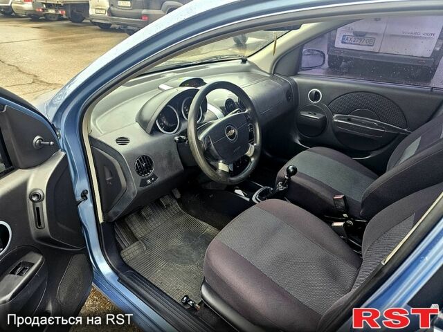 Синий Шевроле Авео, объемом двигателя 1.5 л и пробегом 172 тыс. км за 2850 $, фото 5 на Automoto.ua