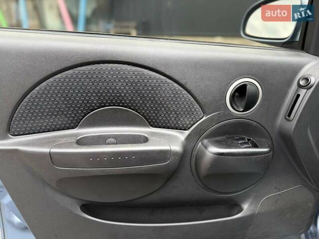 Синій Шевроле Авео, об'ємом двигуна 1.5 л та пробігом 240 тис. км за 3650 $, фото 18 на Automoto.ua