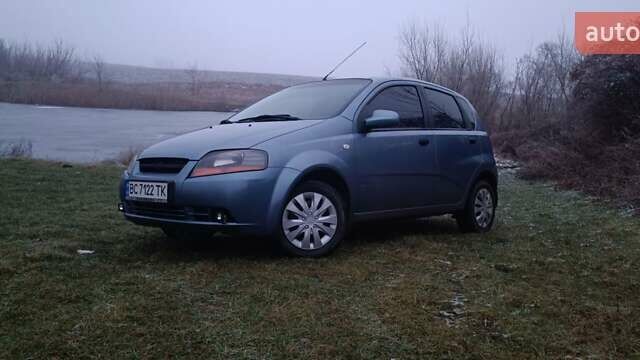 Синий Шевроле Авео, объемом двигателя 1.5 л и пробегом 356 тыс. км за 3000 $, фото 5 на Automoto.ua