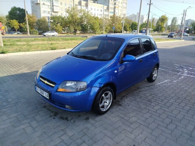 Синій Шевроле Авео, об'ємом двигуна 1.5 л та пробігом 290 тис. км за 4200 $, фото 1 на Automoto.ua
