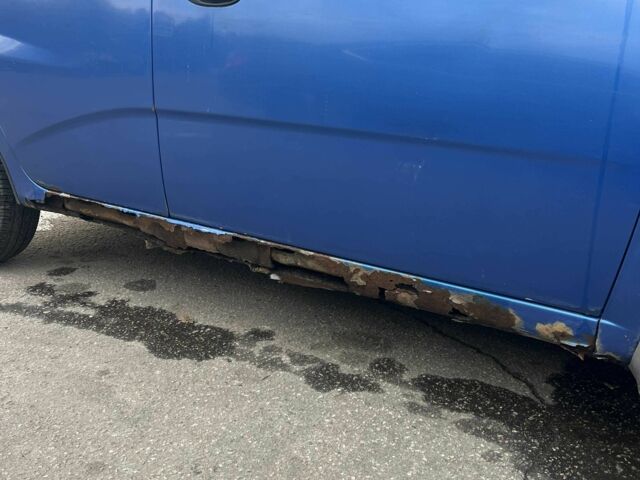 Синий Шевроле Авео, объемом двигателя 1.5 л и пробегом 211 тыс. км за 2200 $, фото 4 на Automoto.ua