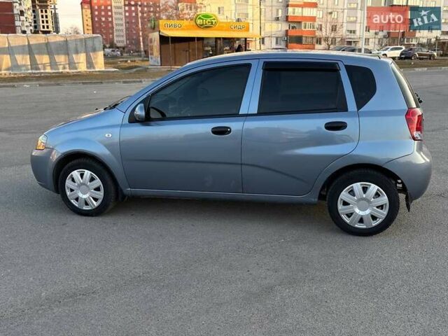 Синий Шевроле Авео, объемом двигателя 1.5 л и пробегом 273 тыс. км за 2999 $, фото 3 на Automoto.ua