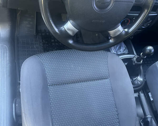 Синий Шевроле Авео, объемом двигателя 1.5 л и пробегом 140 тыс. км за 1950 $, фото 10 на Automoto.ua