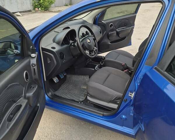 Синій Шевроле Авео, об'ємом двигуна 1.5 л та пробігом 103 тис. км за 2000 $, фото 11 на Automoto.ua