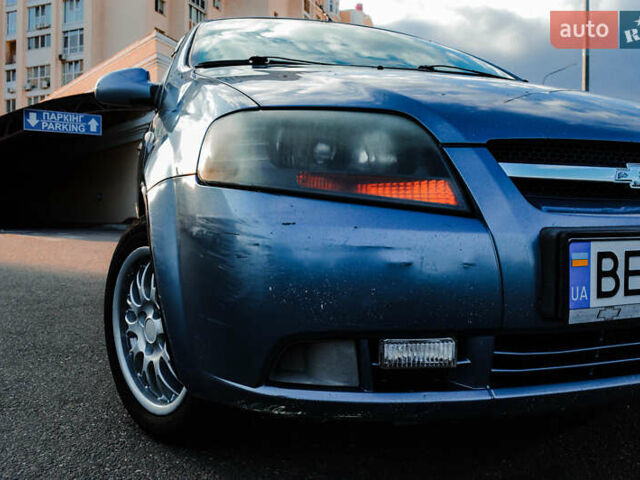 Синій Шевроле Авео, об'ємом двигуна 1.5 л та пробігом 285 тис. км за 2900 $, фото 3 на Automoto.ua