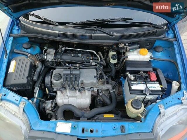 Синий Шевроле Авео, объемом двигателя 1.2 л и пробегом 135 тыс. км за 2700 $, фото 5 на Automoto.ua