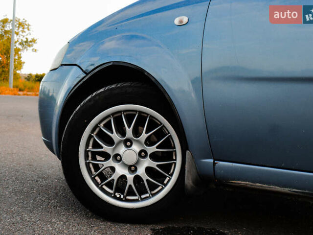 Синій Шевроле Авео, об'ємом двигуна 1.5 л та пробігом 285 тис. км за 2900 $, фото 10 на Automoto.ua