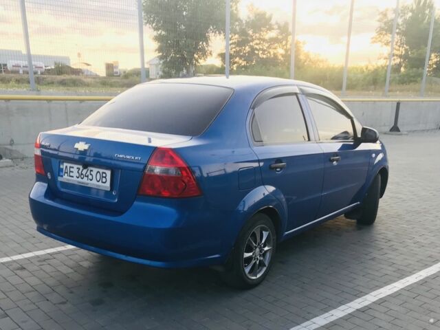 Синий Шевроле Авео, объемом двигателя 1.5 л и пробегом 205 тыс. км за 4250 $, фото 2 на Automoto.ua