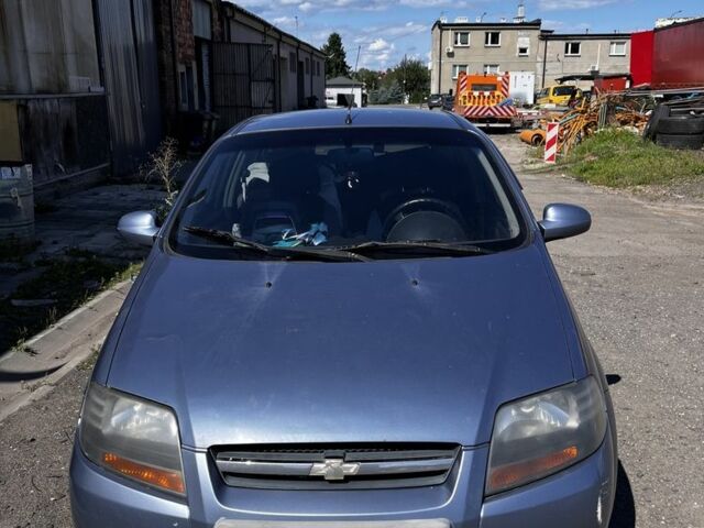 Синий Шевроле Авео, объемом двигателя 1.5 л и пробегом 204 тыс. км за 3177 $, фото 2 на Automoto.ua
