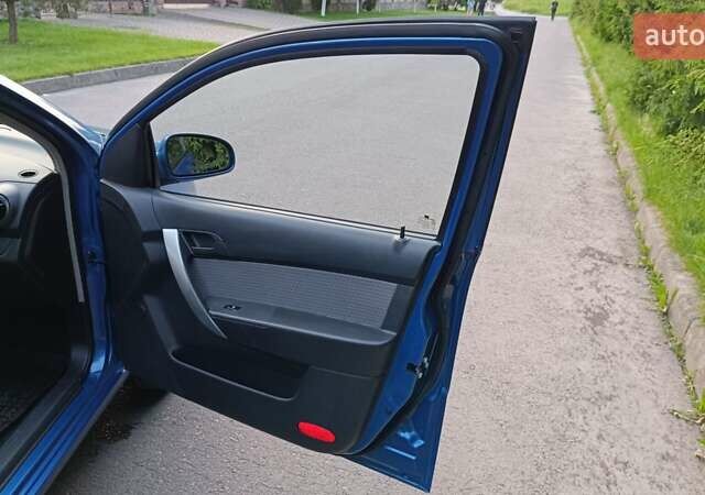 Синій Шевроле Авео, об'ємом двигуна 1.2 л та пробігом 134 тис. км за 4750 $, фото 12 на Automoto.ua