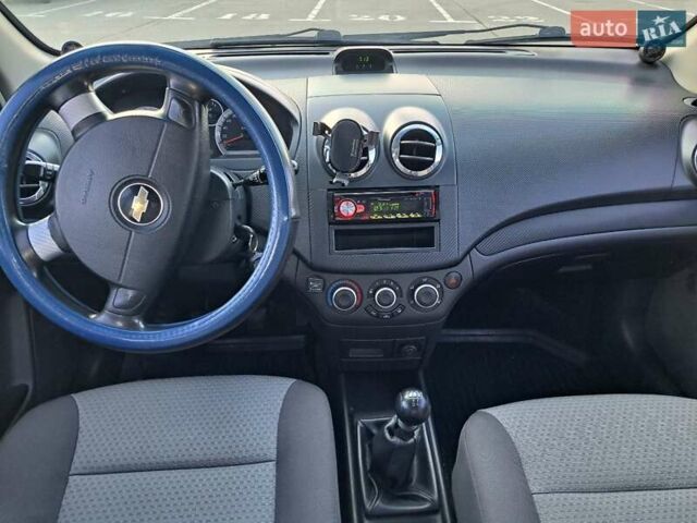 Синій Шевроле Авео, об'ємом двигуна 1.5 л та пробігом 146 тис. км за 4650 $, фото 6 на Automoto.ua