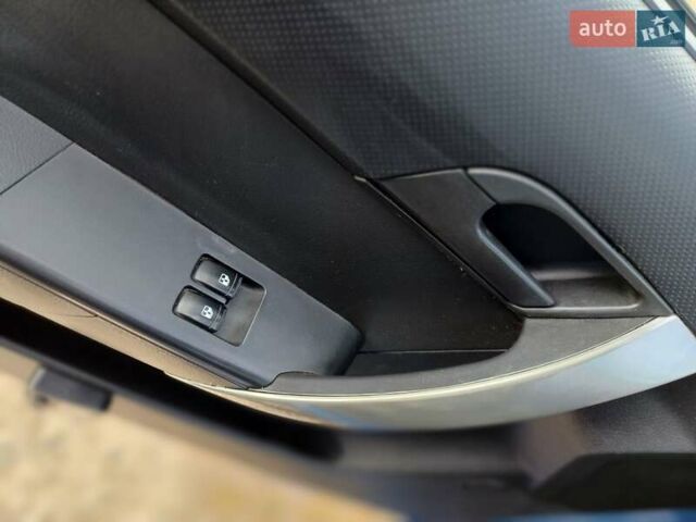 Синий Шевроле Авео, объемом двигателя 1.5 л и пробегом 185 тыс. км за 4500 $, фото 1 на Automoto.ua