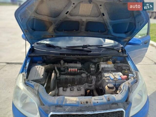 Синий Шевроле Авео, объемом двигателя 1.5 л и пробегом 185 тыс. км за 4500 $, фото 6 на Automoto.ua