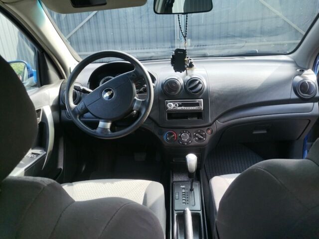 Синій Шевроле Авео, об'ємом двигуна 1.5 л та пробігом 131 тис. км за 5300 $, фото 4 на Automoto.ua