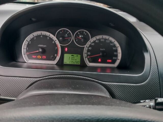 Синій Шевроле Авео, об'ємом двигуна 1.2 л та пробігом 175 тис. км за 2650 $, фото 7 на Automoto.ua