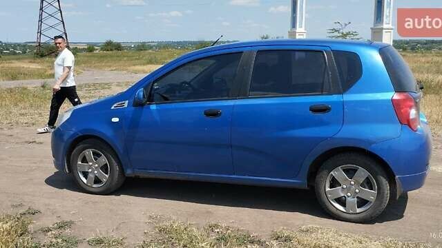 Синий Шевроле Авео, объемом двигателя 1.5 л и пробегом 200 тыс. км за 3500 $, фото 8 на Automoto.ua