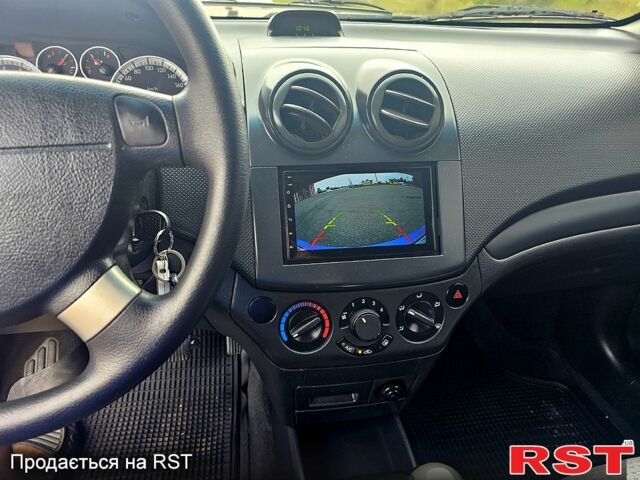 Синий Шевроле Авео, объемом двигателя 1.5 л и пробегом 160 тыс. км за 4500 $, фото 5 на Automoto.ua