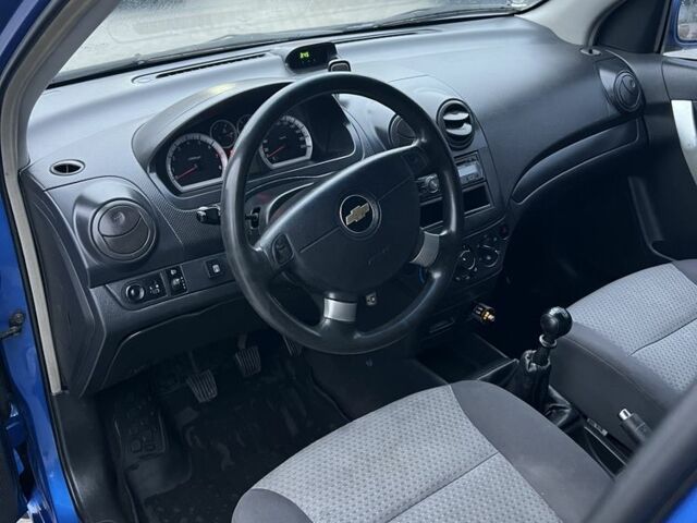 Синій Шевроле Авео, об'ємом двигуна 1.5 л та пробігом 193 тис. км за 3500 $, фото 10 на Automoto.ua