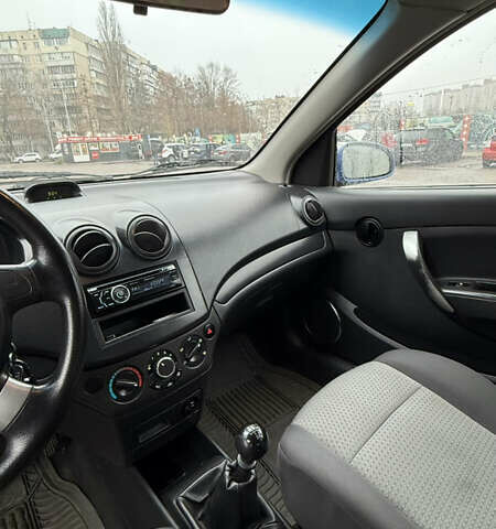 Синий Шевроле Авео, объемом двигателя 1.4 л и пробегом 77 тыс. км за 4500 $, фото 4 на Automoto.ua
