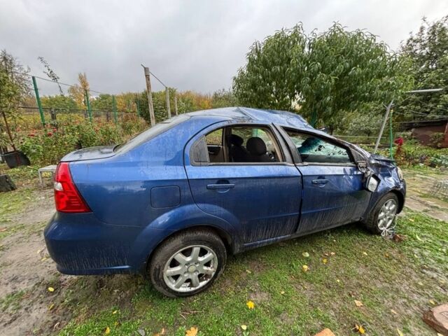 Синий Шевроле Авео, объемом двигателя 0 л и пробегом 230 тыс. км за 1700 $, фото 3 на Automoto.ua