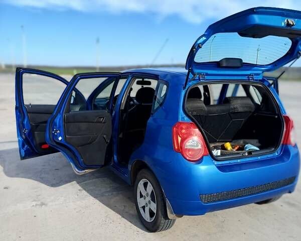 Синий Шевроле Авео, объемом двигателя 1.5 л и пробегом 185 тыс. км за 4500 $, фото 9 на Automoto.ua