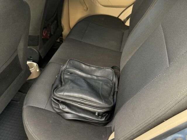 Синій Шевроле Авео, об'ємом двигуна 1.6 л та пробігом 230 тис. км за 4000 $, фото 5 на Automoto.ua